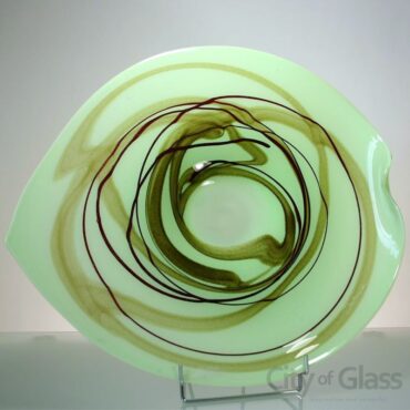 Green dish with lines