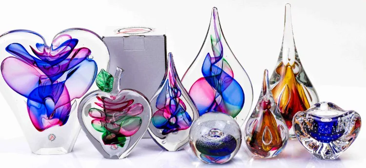 Grote hoeveelheid Huisdieren vervolging Tijdloze glaskunst passend bij iedere inrichting - City of Glass