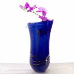 Blauwe vaas van glas