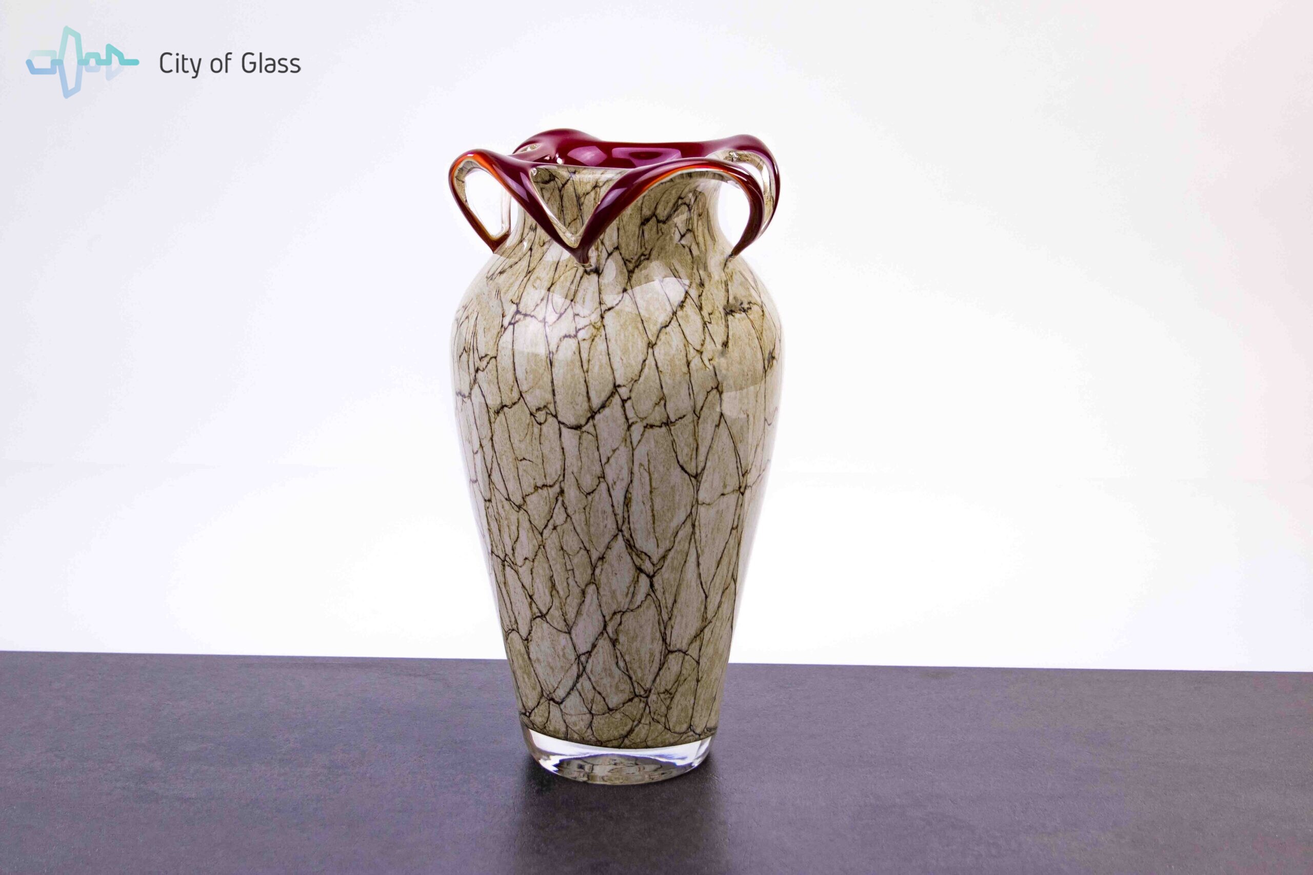 Vaas met rode H28 cm - City Glass