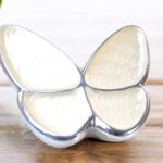 Butterfly Urn Large WHITE