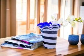 Flower vase Zebra with blue interior