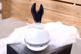 Mini Urn Kristal Wit | Grijze Spiraal | Kleine Urnen | Urn voor hond