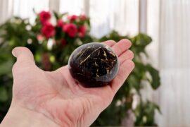 Cuddle Stone Urn | Black & Gold Leaf | Travel Urn