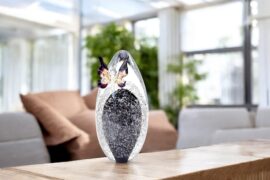 Mini urn Black dust Oval | Transparent butterfly | Crystal urn | Handmade in Europe (kopie)