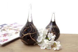 Mini urn drop Black with gold leaf