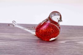 Mini Urn Vogel Rood ‘Bubble’ op Kristallen sokkel