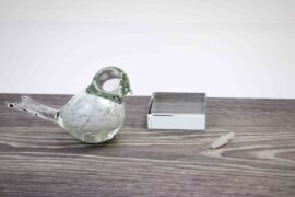 Mini Urn Bird White on crystal base Loranto Glass