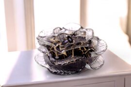 Mini Urn Memorial Rose | Black & Gold Leaf | Luxury Urn