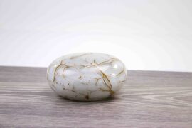 Mini Urn Steen Wit met Bladgoud