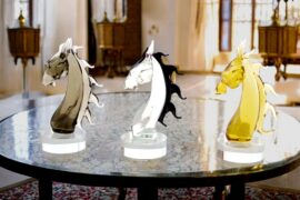 Horse head made of glass