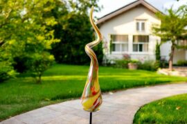 Tuinprikker Swirl Geel | Luxe Tuinobject | H 43cm | Spiraal Tuindecoratie