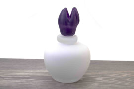 Witte Mini Urn paarse tulp van Loranto 18,5 cm