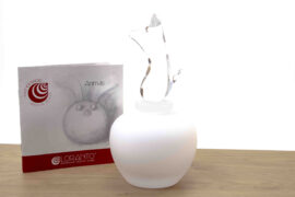 Witte Mini Urn met Hond van Loranto – 18,5 cm